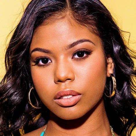 Nia Nacci portrait