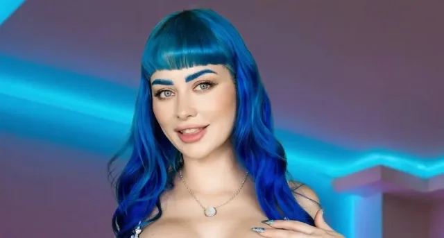 Jewelz Blu