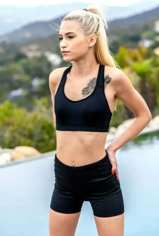 Kiara Cole portrait