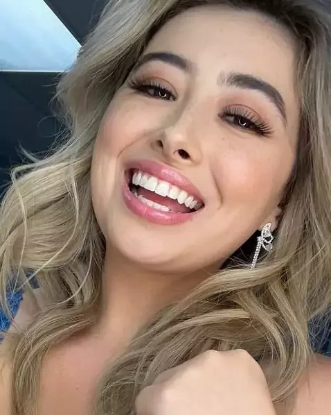 Chloe Surreal