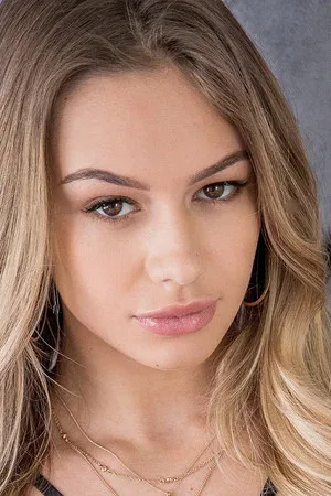 Naomi Swann portrait